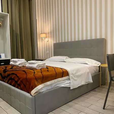 Rome Orange Inn